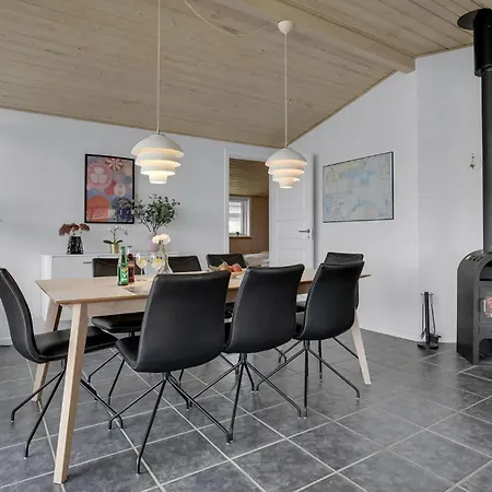 Atemberaubendes Haus In Mit * Bogense